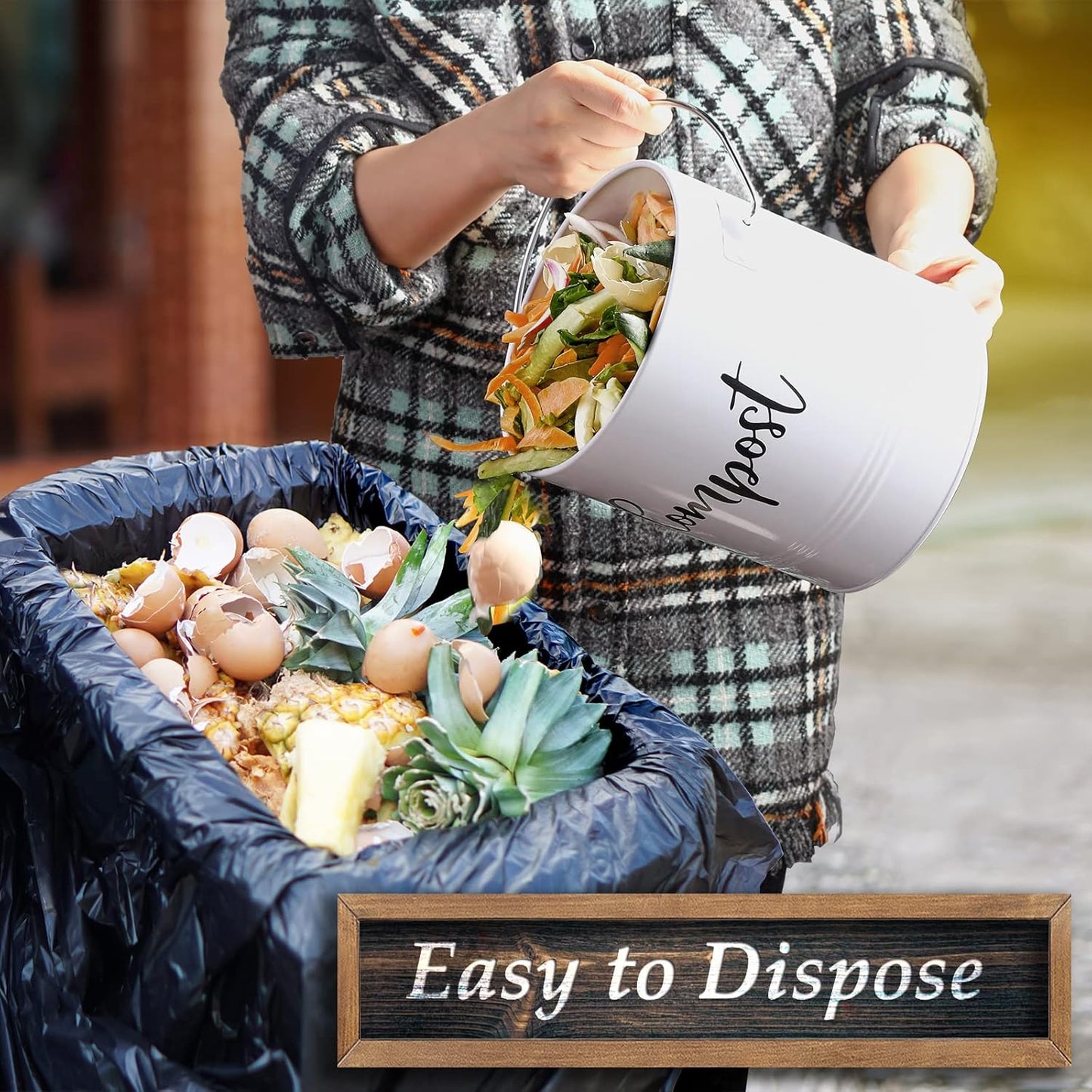 Compost Bin Kitchen, 1.3 Gallon Farmhouse Kitchen Compost Bin Countertop, Indoor Countertop Compost Bucket with Lid and Charcoal Filters, White